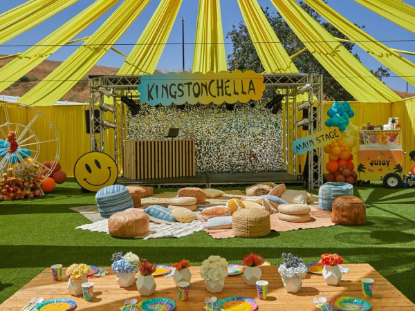 Image of a Coachella-themed kids' birthday party.